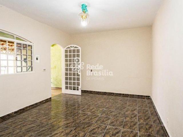 Casa venda em Região Geográfica Imediata do Distrito Federal, Região Integrada de Desenvolvimento do Distrito Federal e Entorno