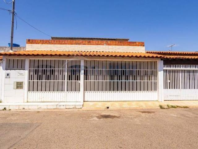 Casa venda em Região Geográfica Imediata do Distrito Federal, Região Integrada de Desenvolvimento do Distrito Federal e Entorno