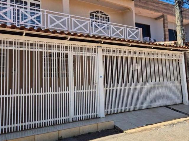 Casa venda em Região Geográfica Imediata do Distrito Federal, Região Integrada de Desenvolvimento do Distrito Federal e Entorno