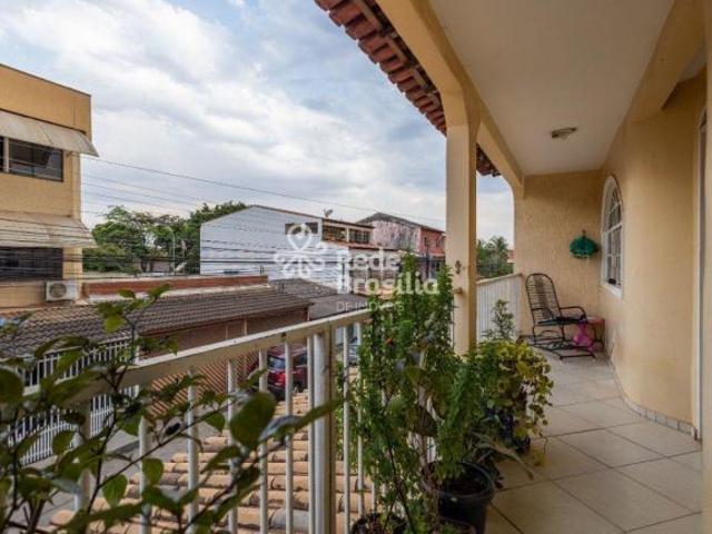 Casa venda em Região Geográfica Imediata do Distrito Federal, Região Integrada de Desenvolvimento do Distrito Federal e Entorno