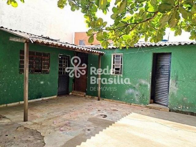 Casa venda em QR 406, Samambaia