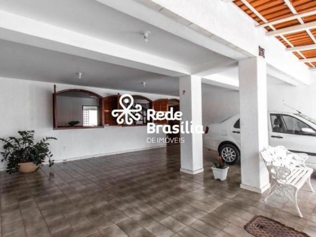 Casa venda em Região Geográfica Imediata do Distrito Federal, Região Integrada de Desenvolvimento do Distrito Federal e Entorno