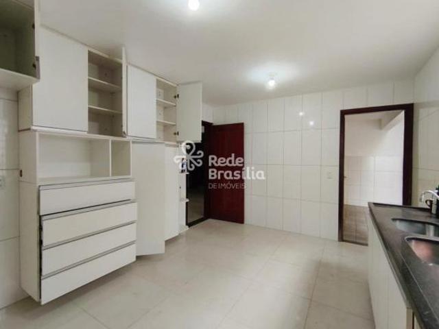 Casa venda em Região Geográfica Imediata do Distrito Federal, Região Integrada de Desenvolvimento do Distrito Federal e Entorno
