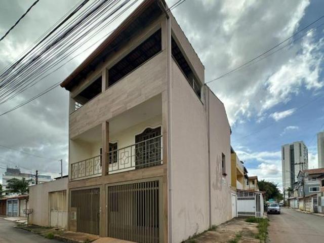Casa venda em Região Geográfica Imediata do Distrito Federal, Região Integrada de Desenvolvimento do Distrito Federal e Entorno