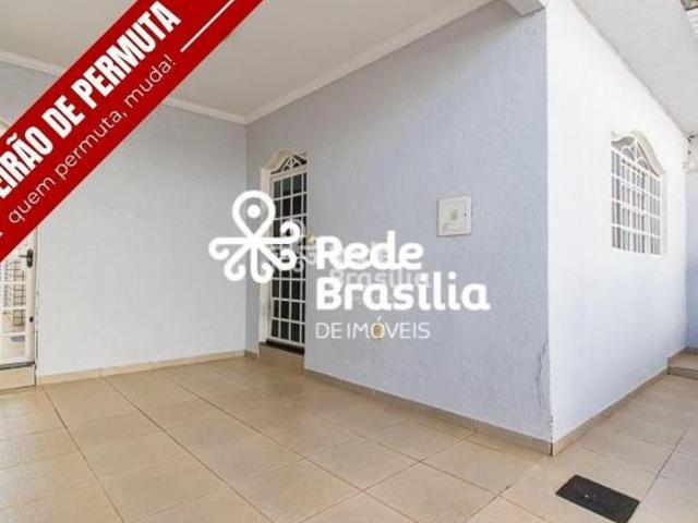 Casa venda em Região Geográfica Imediata do Distrito Federal, Região Integrada de Desenvolvimento do Distrito Federal e Entorno