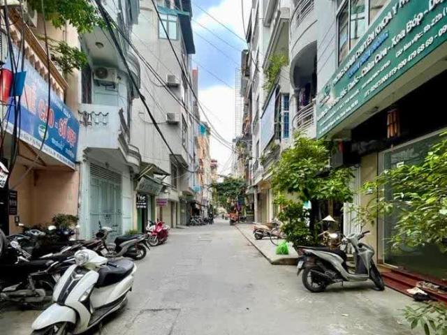 Nhà bán tại Hoàn Kiếm, Hà Nội