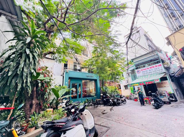 Nhà mặt phố bán