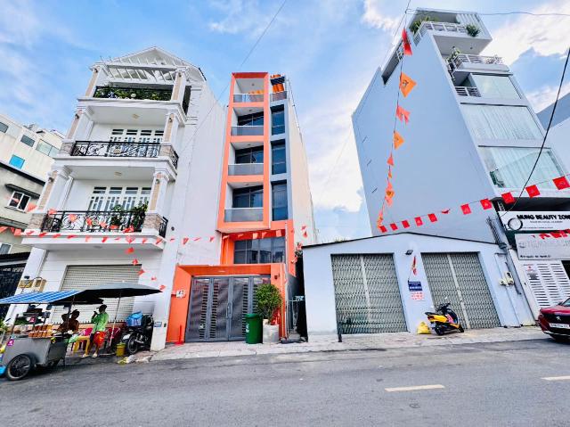Nhà mặt phố bán