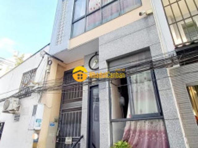Nhà mặt phố bán