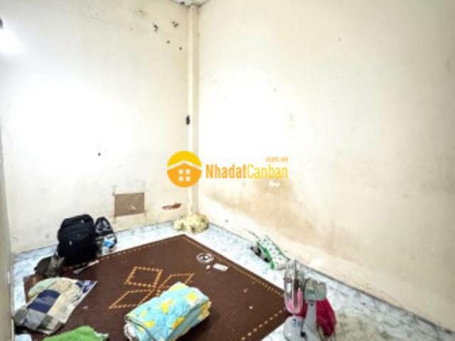 Nhà mặt phố bán