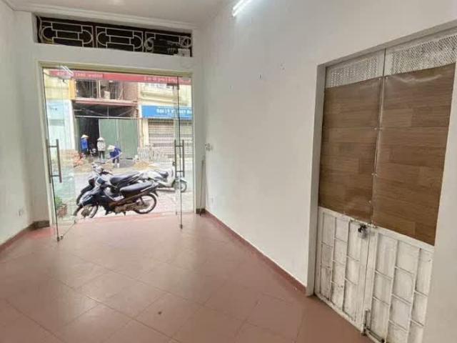 Nhà mặt phố bán tại Hoàn Kiếm, Hà Nội