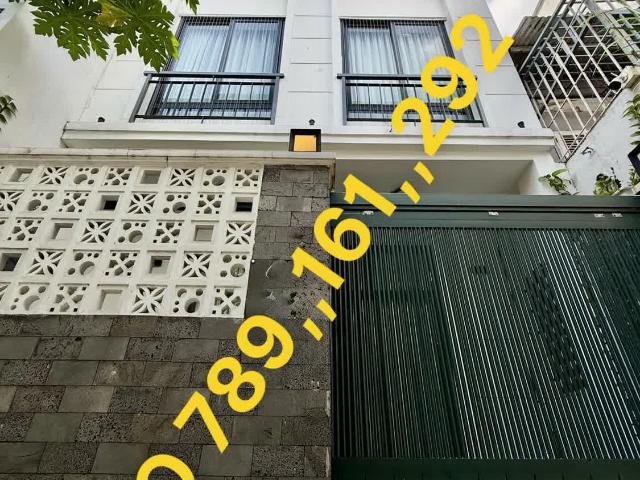 Nhà bán tại Khuôn viên UBND Thành phố Hồ Chí Minh, Thành phố Hồ Chí Minh