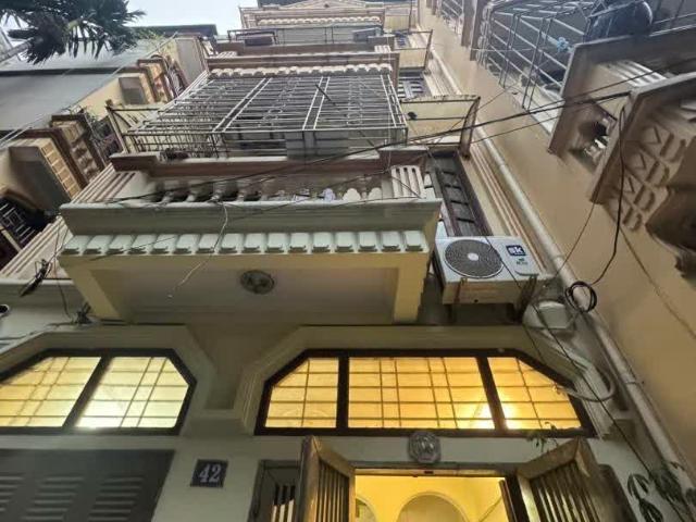 Nhà bán tại Hoàn Kiếm, Hà Nội