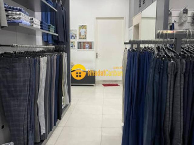 Nhà mặt phố bán
