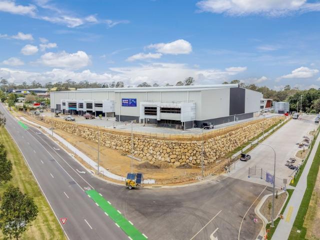 Warehouse for rent in Toombul, Queensland