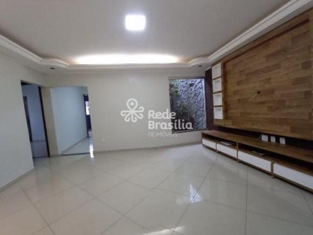 Casa venda em Região Geográfica Imediata do Distrito Federal, Região Integrada de Desenvolvimento do Distrito Federal e Entorno