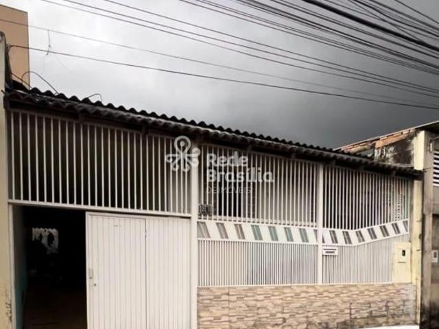 Casa venda em Região Geográfica Imediata do Distrito Federal, Região Integrada de Desenvolvimento do Distrito Federal e Entorno