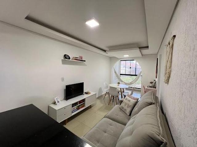 Apartamento venda em Região Geográfica Imediata do Distrito Federal, Região Integrada de Desenvolvimento do Distrito Federal e Entorno