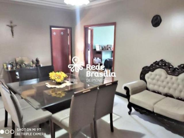 Casa venda em Região Geográfica Imediata do Distrito Federal, Região Integrada de Desenvolvimento do Distrito Federal e Entorno
