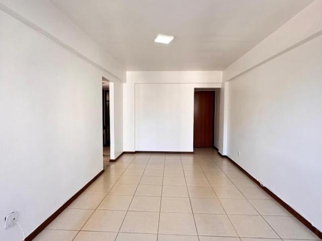 Apartamento venda em Região Geográfica Imediata do Distrito Federal, Região Integrada de Desenvolvimento do Distrito Federal e Entorno