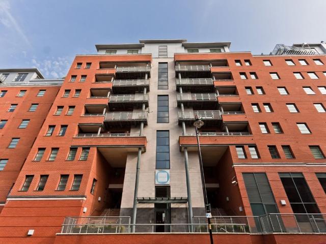 Apartment for rent in First Street, Manchester
