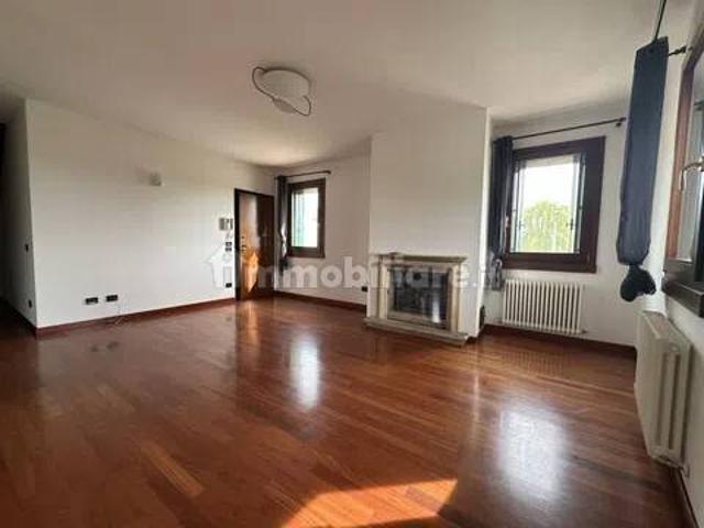 Appartamento in affitto a Grumolo Delle Abbadesse, Veneto