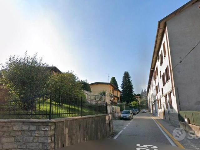 Appartamento in affitto a Grandate, Lombardia
