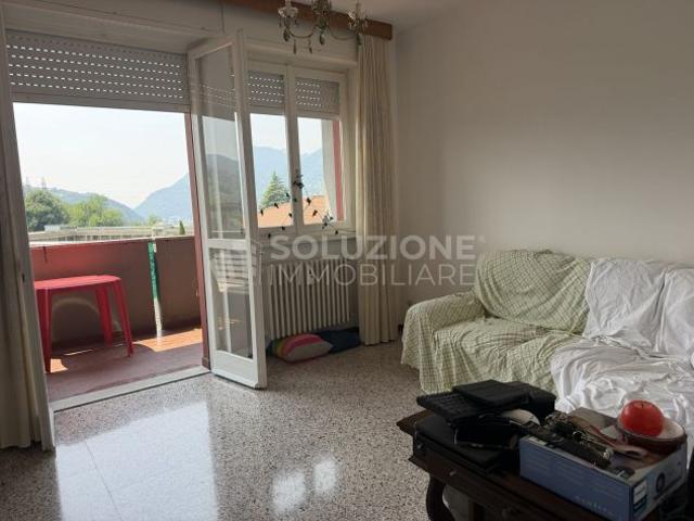 Appartamento in vendita a Casnigo, Lombardia