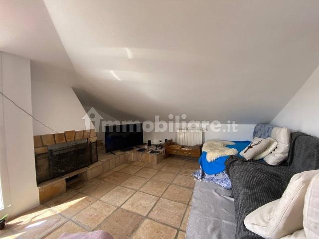 Appartamento in affitto a San Giovanni-Chiadino-Rozzol, Villa Opicina