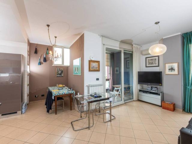 Appartamento in affitto a Centro Ovest, Serra Riccò