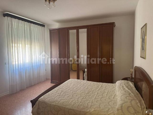 Appartamento in affitto a Marche, Macerata