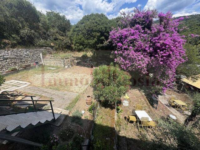 Appartamento in affitto a Polanesi, Recco