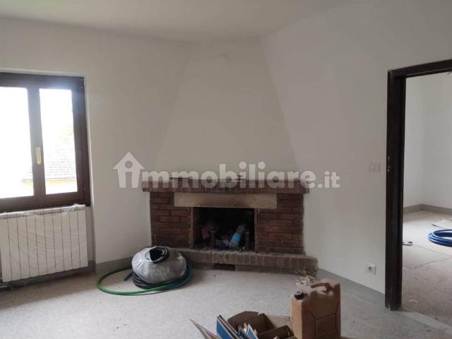 Appartamento in affitto a Vicchio, Toscana