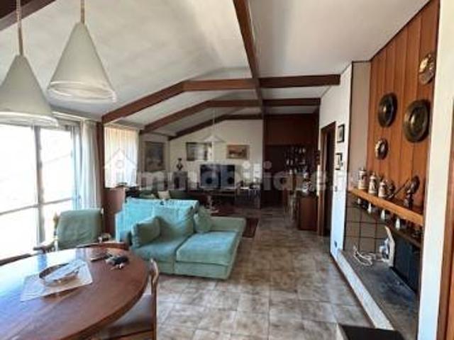 Appartamento in affitto a Cospea, Terni