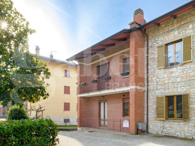 Appartamento in vendita a Gubbio, Umbria