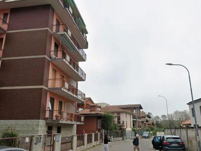 Appartamento in affitto a Ponte di Pietra, Pavia