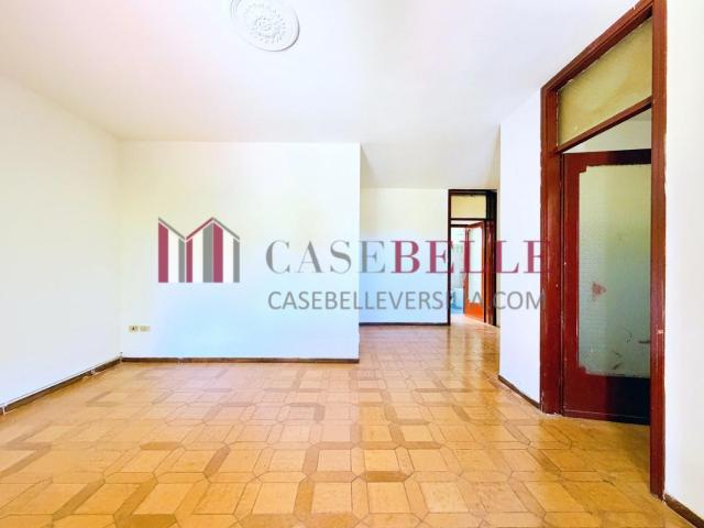 Appartamento in vendita a Camaiore, Toscana