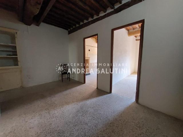 Appartamento in vendita a Buti, Toscana