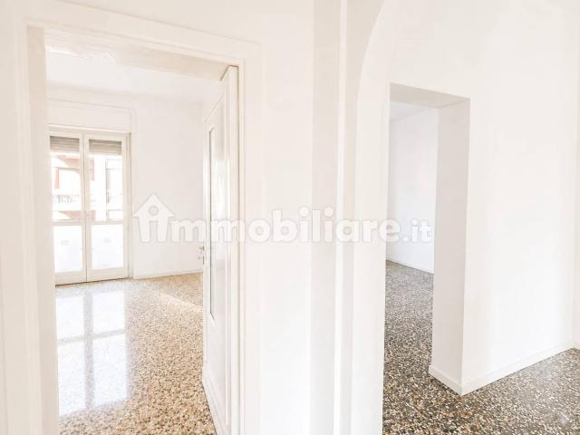 Appartamento in affitto a Cuneo Centro, Piemonte