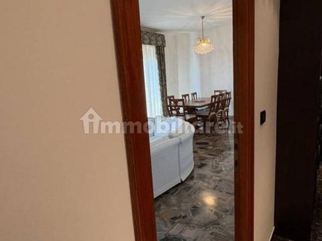 Appartamento in affitto a Sturla, Genova