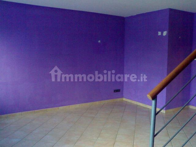 Appartamento in affitto a Grezzana, Veneto