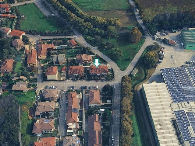 Appartamento in vendita a Montello, Lombardia
