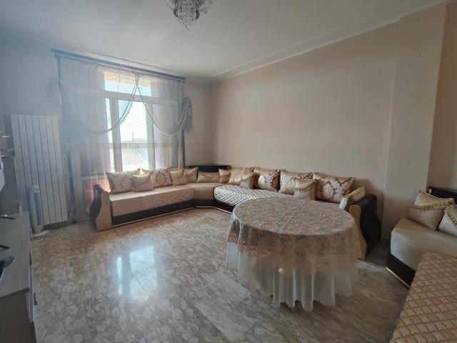 Appartamento in vendita a Pieve Porto Morone, Lombardia