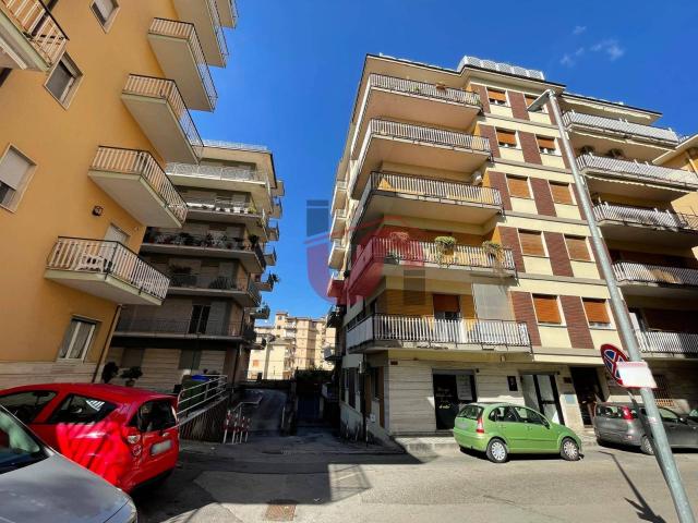 Appartamento in affitto a Città 2000, Benevento