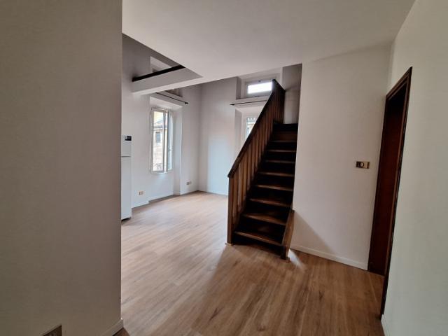 Appartamento in affitto a Santo Stefano, Bologna