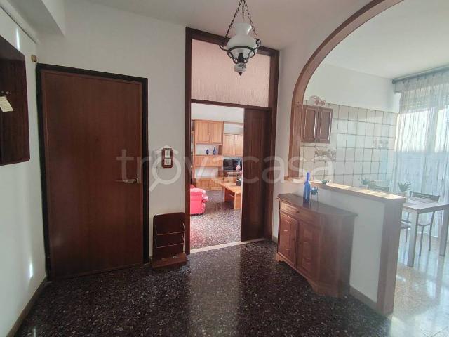 Appartamento in affitto a Santo Stefano, Bologna