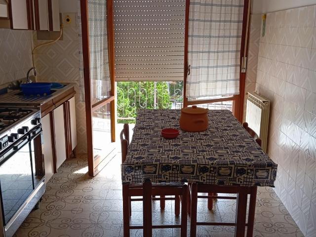 Appartamento in affitto a Fabbrica, Carrara