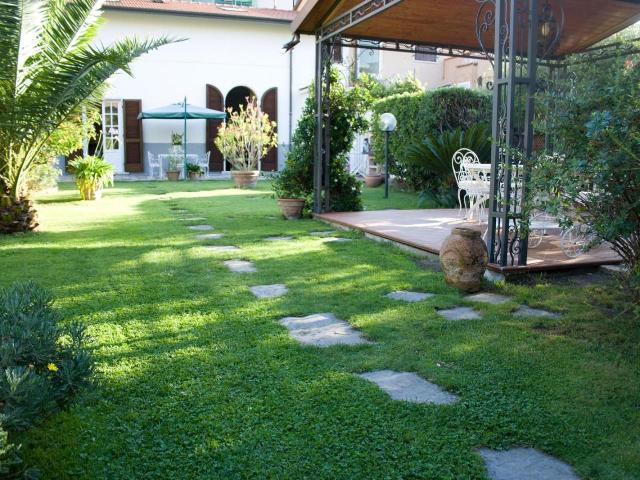 Appartamento in affitto a Marina di Carrara, Carrara