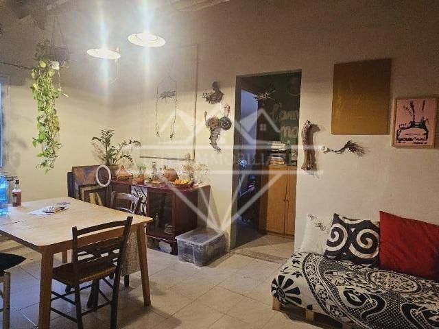 Appartamento in affitto a Fabbrica, Carrara