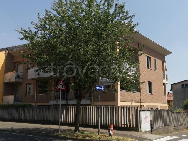 Quadrilocale in affitto a Cesano Maderno, Cascina Gaeta